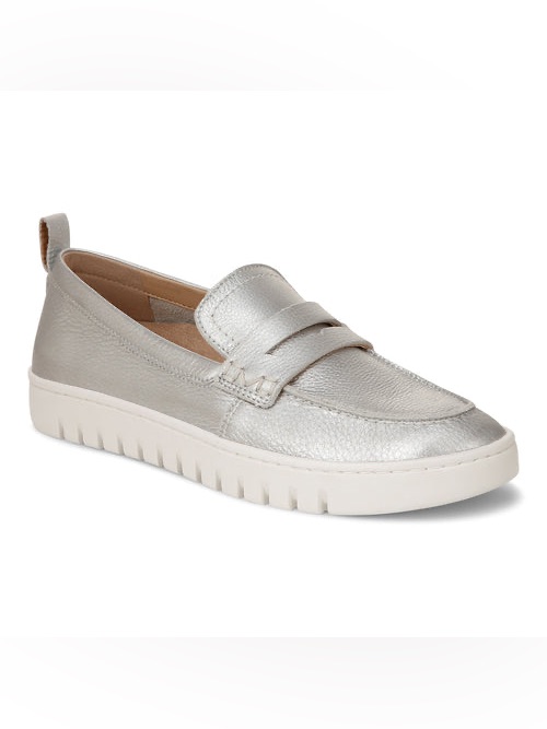 Vionic Uptown Metallic Leather Penny Loafers In Silver 11 W Wide